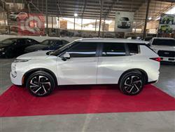 میتسوبیشی ئاوتلاندەر